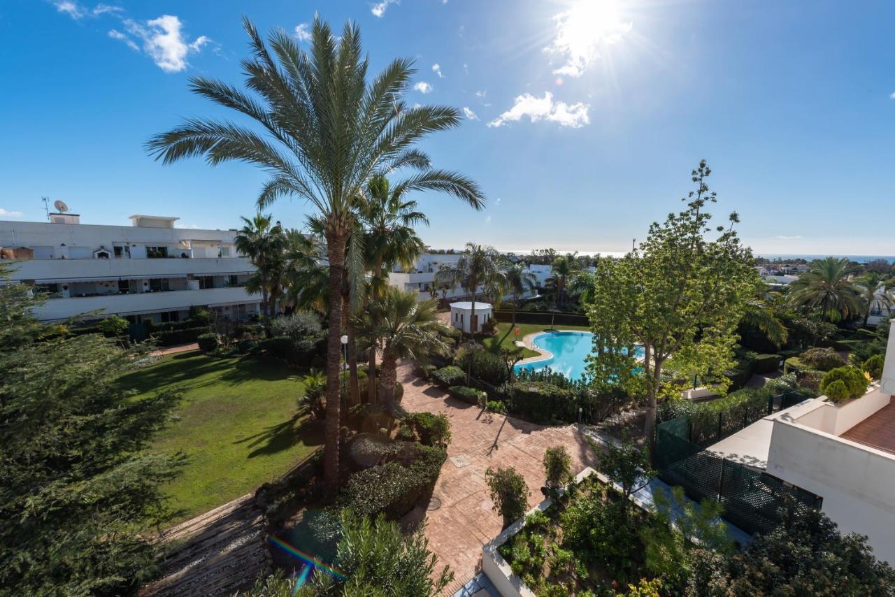 Apartamento Altos De Banus II Momento Marbella Exterior foto